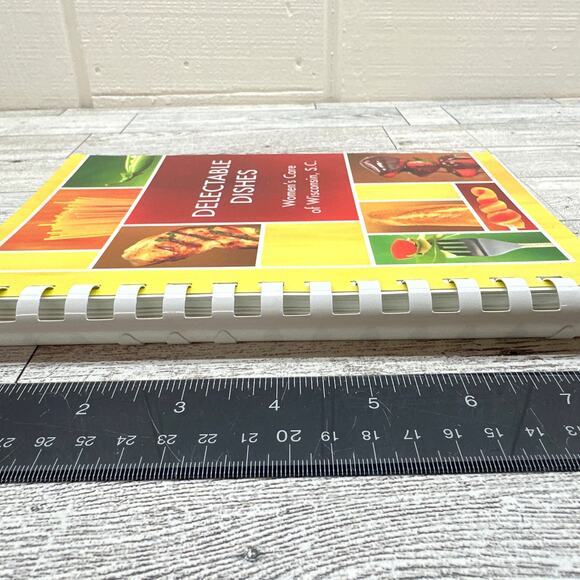 Cookbook Delectable Dishes - Plastic Comb Bound Spiral Wisconsin Community 2010 - Picture 7 of 10